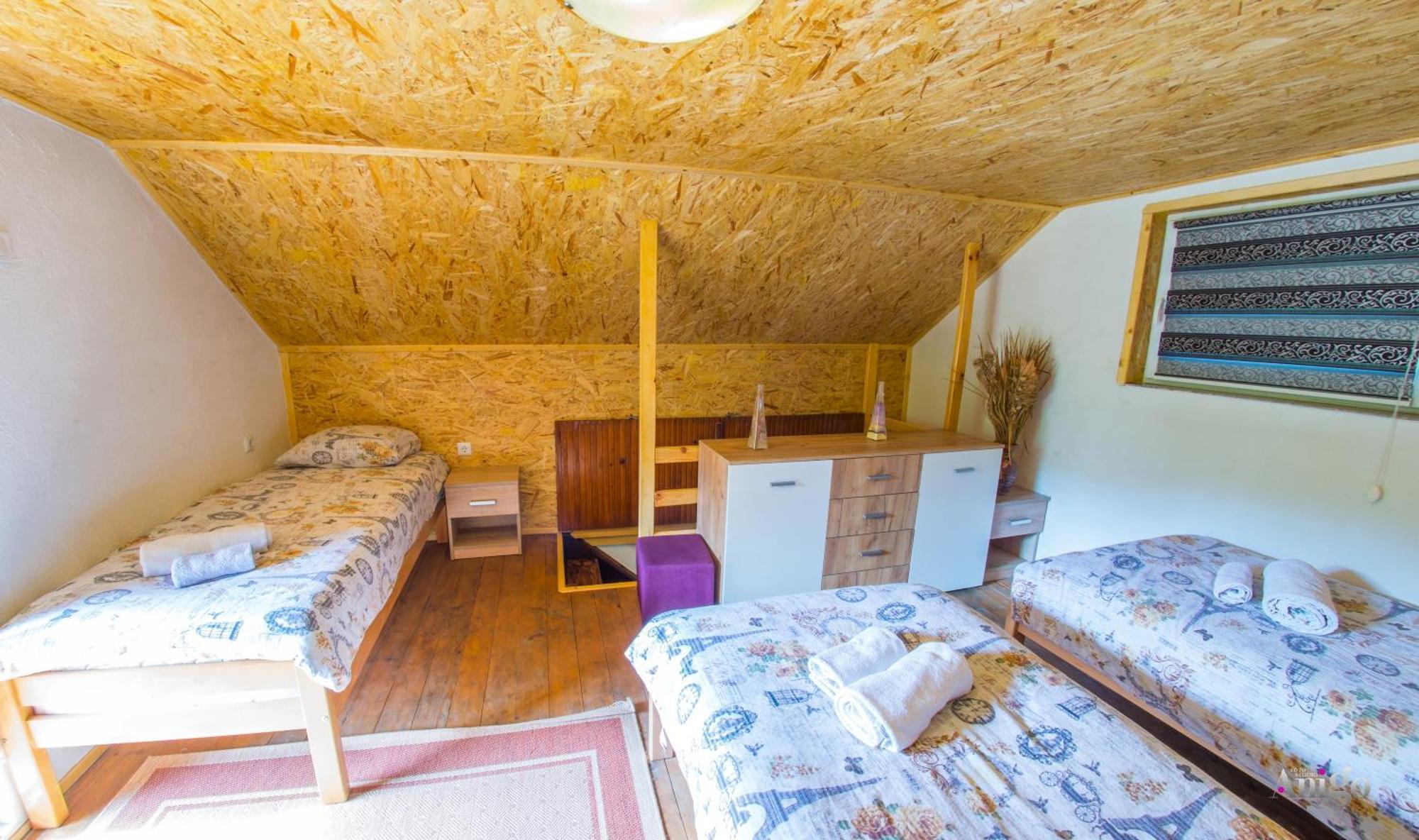 Pyramid Energy House Villa Visoko Buitenkant foto
