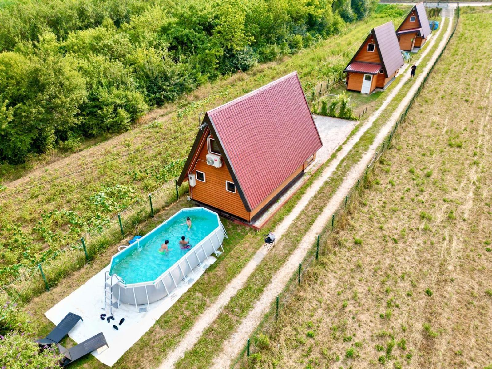 Pyramid Energy House Villa Visoko Buitenkant foto
